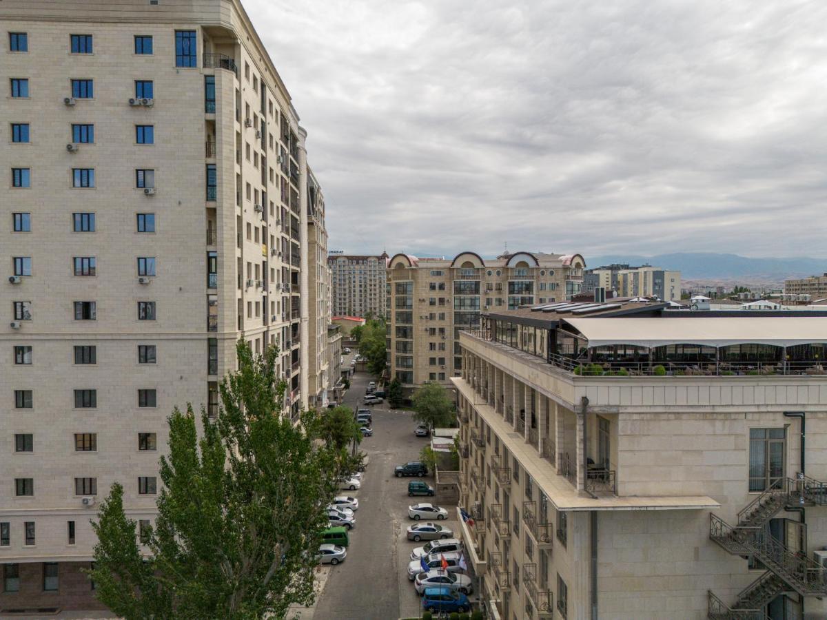 Hotel Ambassador Orient Biškek Exteriér fotografie